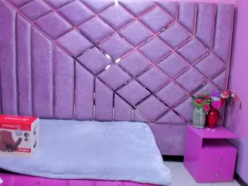 Sarahsweett  live sex cam