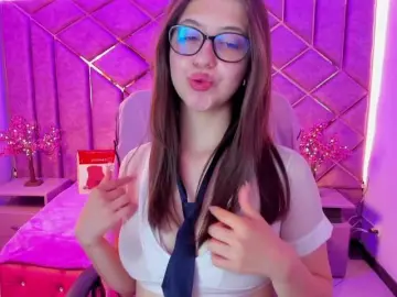 Sarahsweett  live sex cam