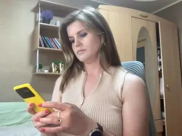 AnitaGlamorX  live sex cam