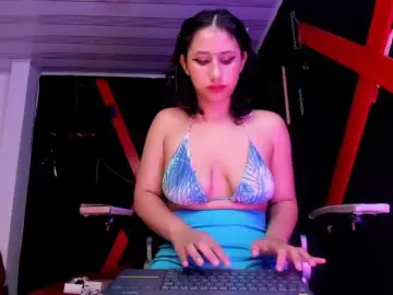 Darkd0ll  live sex cam