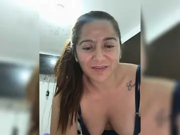 Erika1  live sex cam