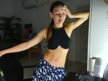 Flexy-Cat  live sex cam