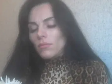 Gospozha-77  live sex cam