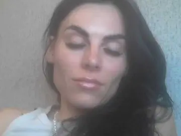 Gospozha-77  live sex cam