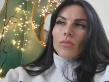 Gospozha-77  live sex cam