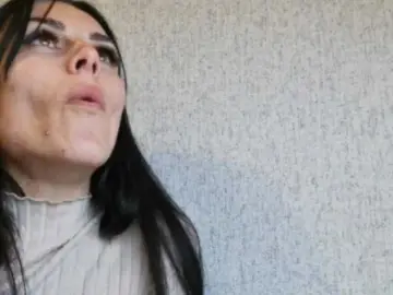 Gospozha-77  live sex cam