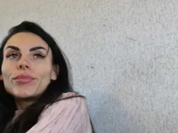 Gospozha-77  live sex cam