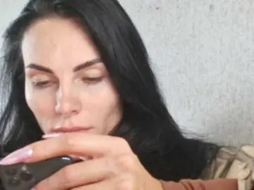 Gospozha-77  live sex cam