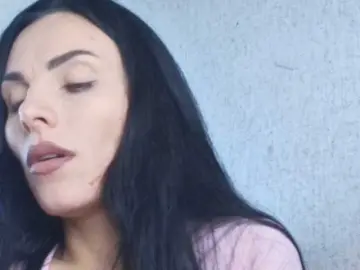Gospozha-77  live sex cam