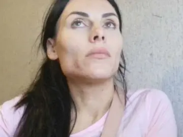 Gospozha-77  live sex cam
