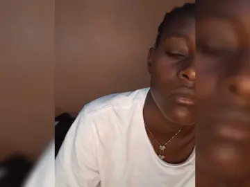 PrettyJennie  live sex cam