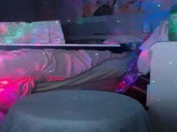 Sweetnissapri  live sex cam