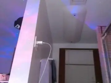 Sweetnissapri  live sex cam