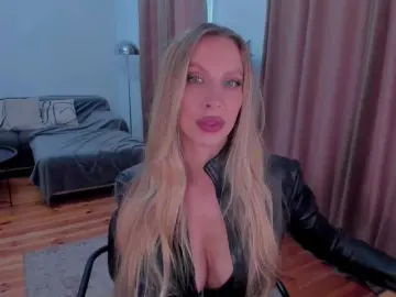 ToxicBlonde  live sex cam