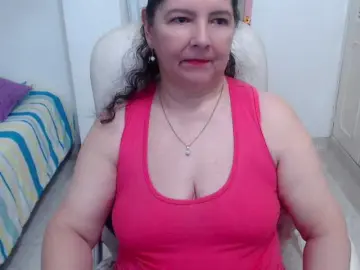Leonela-68  live sex cam