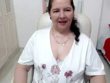 Leonela-68  live sex cam
