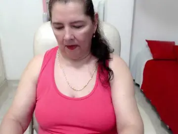 Leonela-68  live sex cam