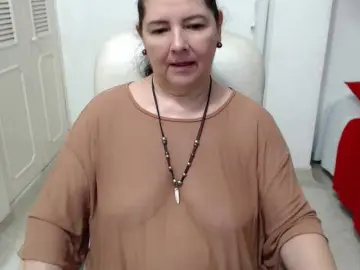 Leonela-68  live sex cam