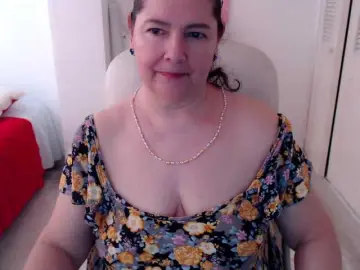 Leonela-68  live sex cam