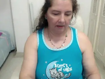 Leonela-68  live sex cam
