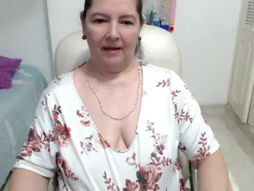 Leonela-68  live sex cam