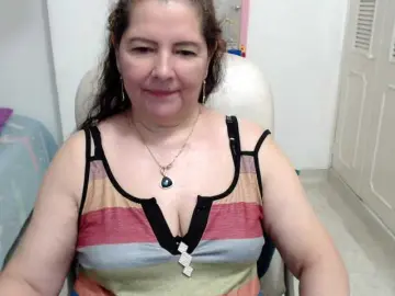 Leonela-68  live sex cam
