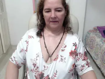 Leonela-68  live sex cam