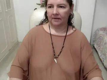 Leonela-68  live sex cam