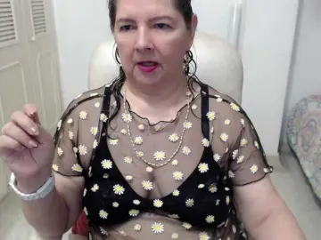 Leonela-68  live sex cam