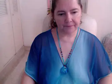 Leonela-68  live sex cam