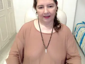 Leonela-68  live sex cam