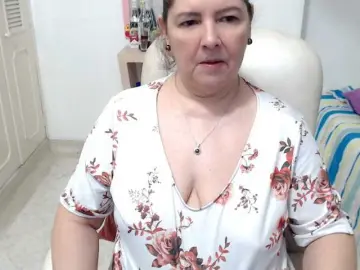 Leonela-68  live sex cam