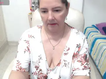Leonela-68  live sex cam