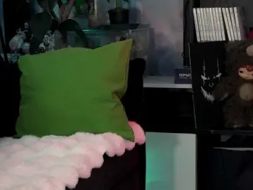 KiraLiLime  live sex cam