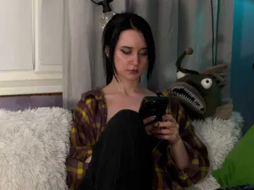 KiraLiLime  live sex cam