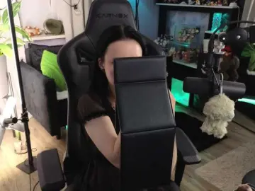 KiraLiLime  live sex cam