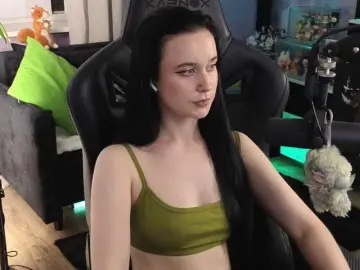 KiraLiLime  live sex cam