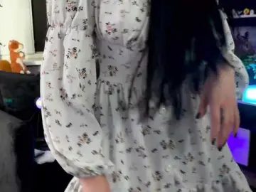 KiraLiLime  live sex cam