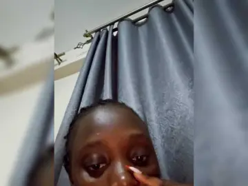 Peachydoll  live sex cam