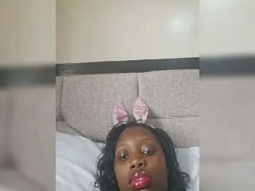 Peachydoll  live sex cam