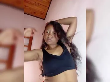 Rosiah01  live sex cam