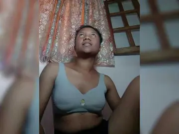 Rosiah01  live sex cam