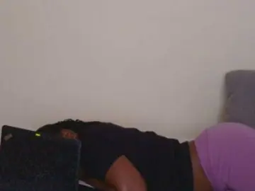 Sexxyboobies23  live sex cam
