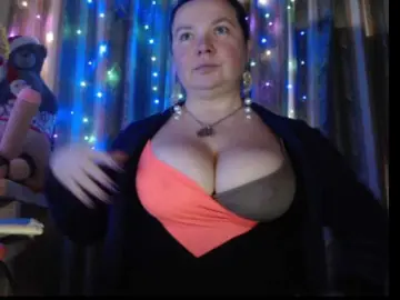 VIPLLLaraVIP  live sex cam