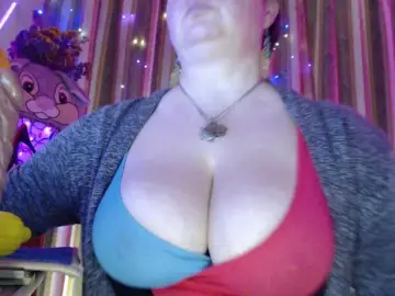 VIPLLLaraVIP  live sex cam