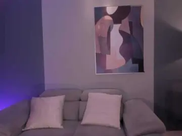 ValeriaRoldan  live sex cam