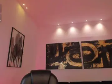 ValeriaRoldan  live sex cam