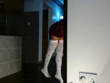 Adriana-crystal23  live sex cam