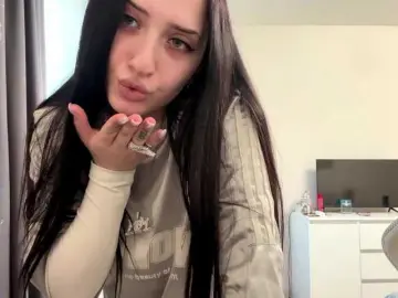 LindseyBridenbaker  live sex cam