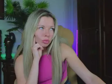 LunaRishi  live sex cam
